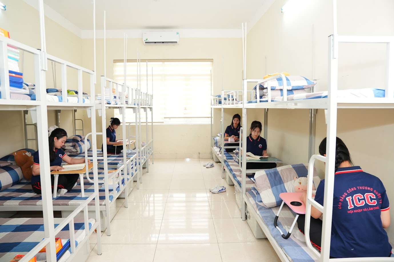 Ký túc xá tại ICC sạch sẽ, khang trang, đầy đủ tiện nghi