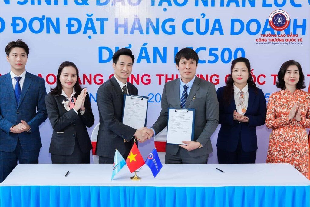 Các hoạt động kết nối doanh nghiệp đem đến cho sinh viên cơ hội học tập và việc làm thực tế