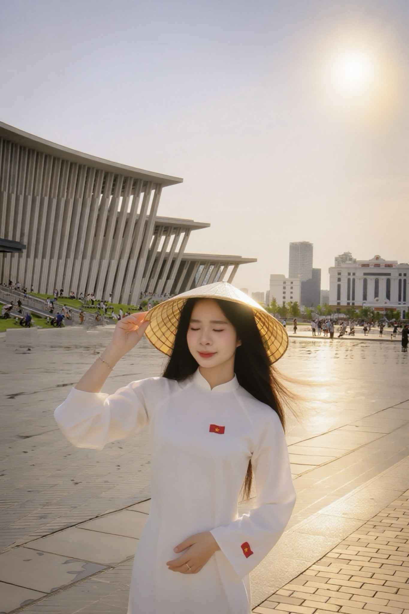 Áo dài trắng, trái tim đỏ yêu thương gửi trọn cho Tổ quốc. Áo dài trắng, trái tim đỏ yêu thương gửi trọn cho Tổ quốc.