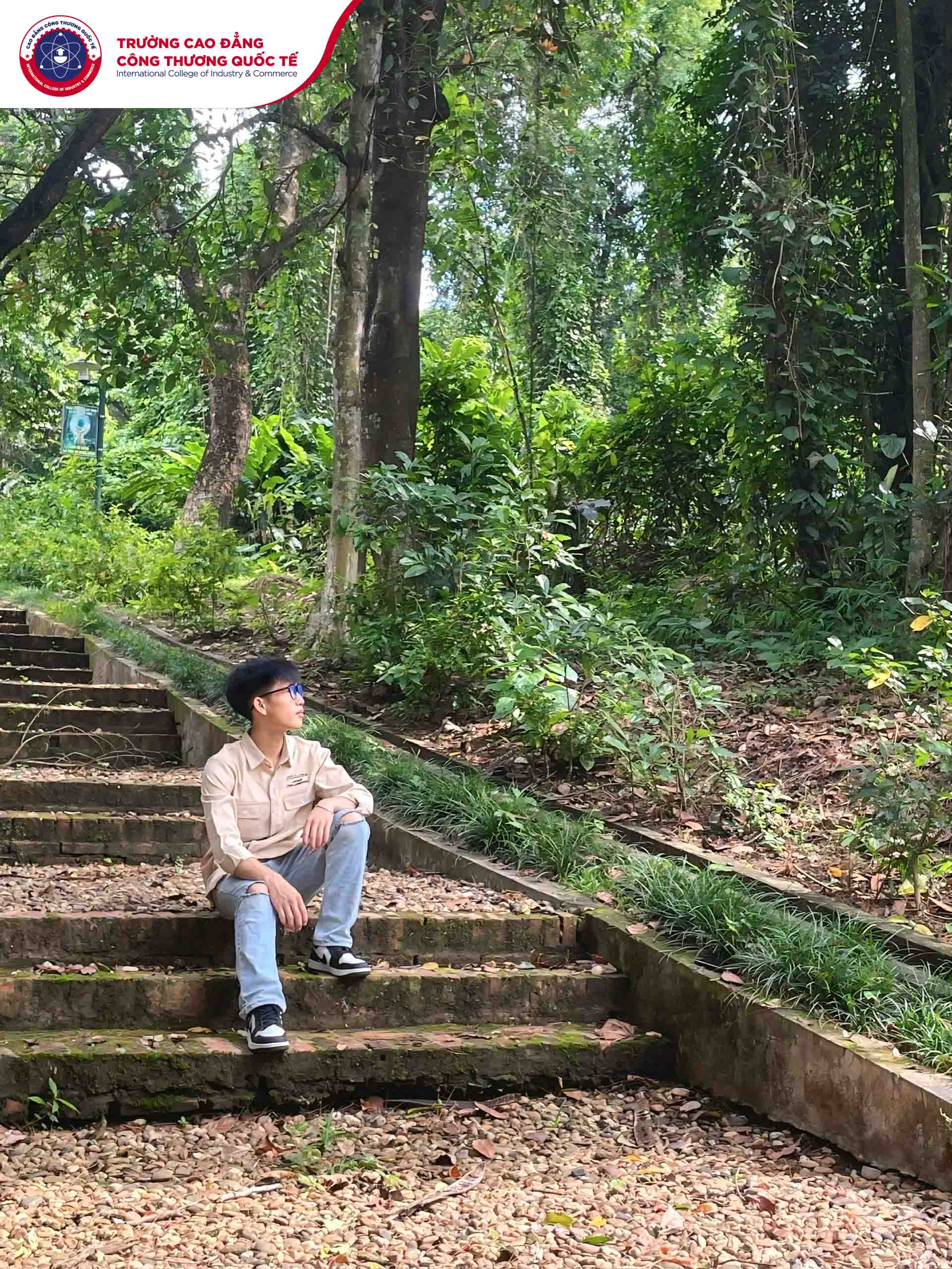 Ngô Xuân Huy - sinh viên ngành Kỹ thuật chế biến món ăn tại ICC. Ngô Xuân Huy - sinh viên ngành Kỹ thuật chế biến món ăn tại ICC.