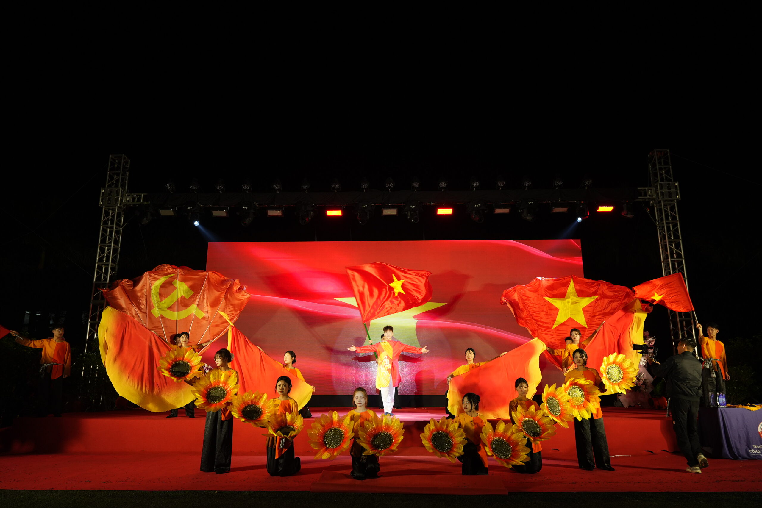 ICC Campfire Night là chương trình nằm trong chuỗi sự kiện Chào Tân sinh viên K17. 