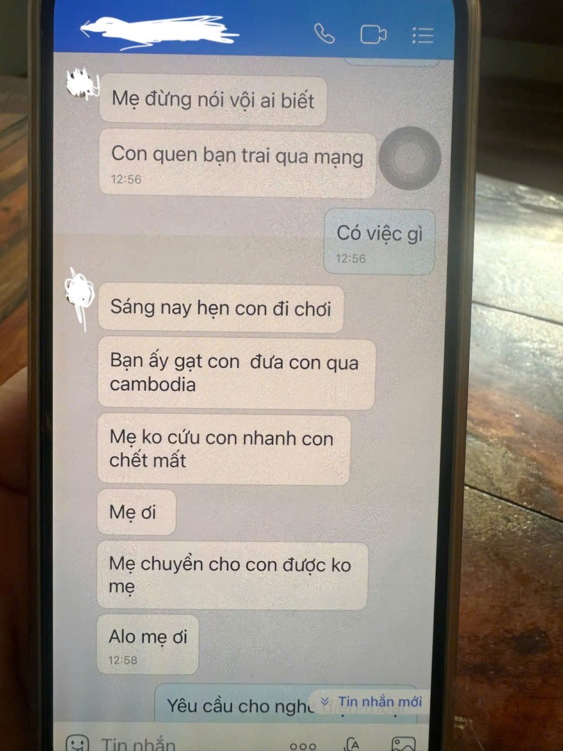 Đối tượng lừa đảo sử dụng tài khoản Zalo của nạn nhân để nhắn tin cho gia đình chuyển tiền chuộc. Đối tượng lừa đảo sử dụng tài khoản Zalo của nạn nhân để nhắn tin cho gia đình chuyển tiền chuộc.