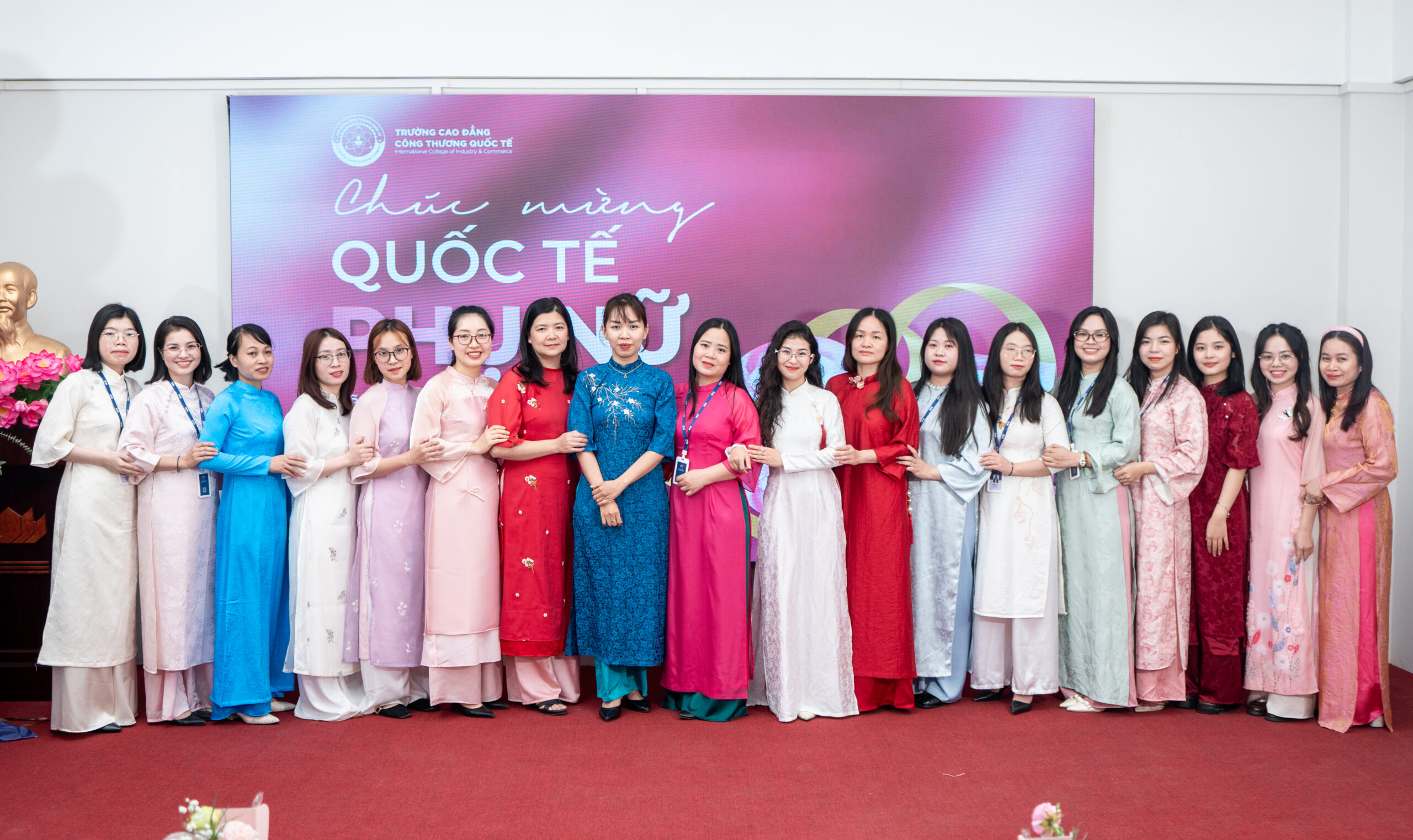 ICC tri ân giảng viên, cán bộ nhân viên nữ nhân ngày 8/3