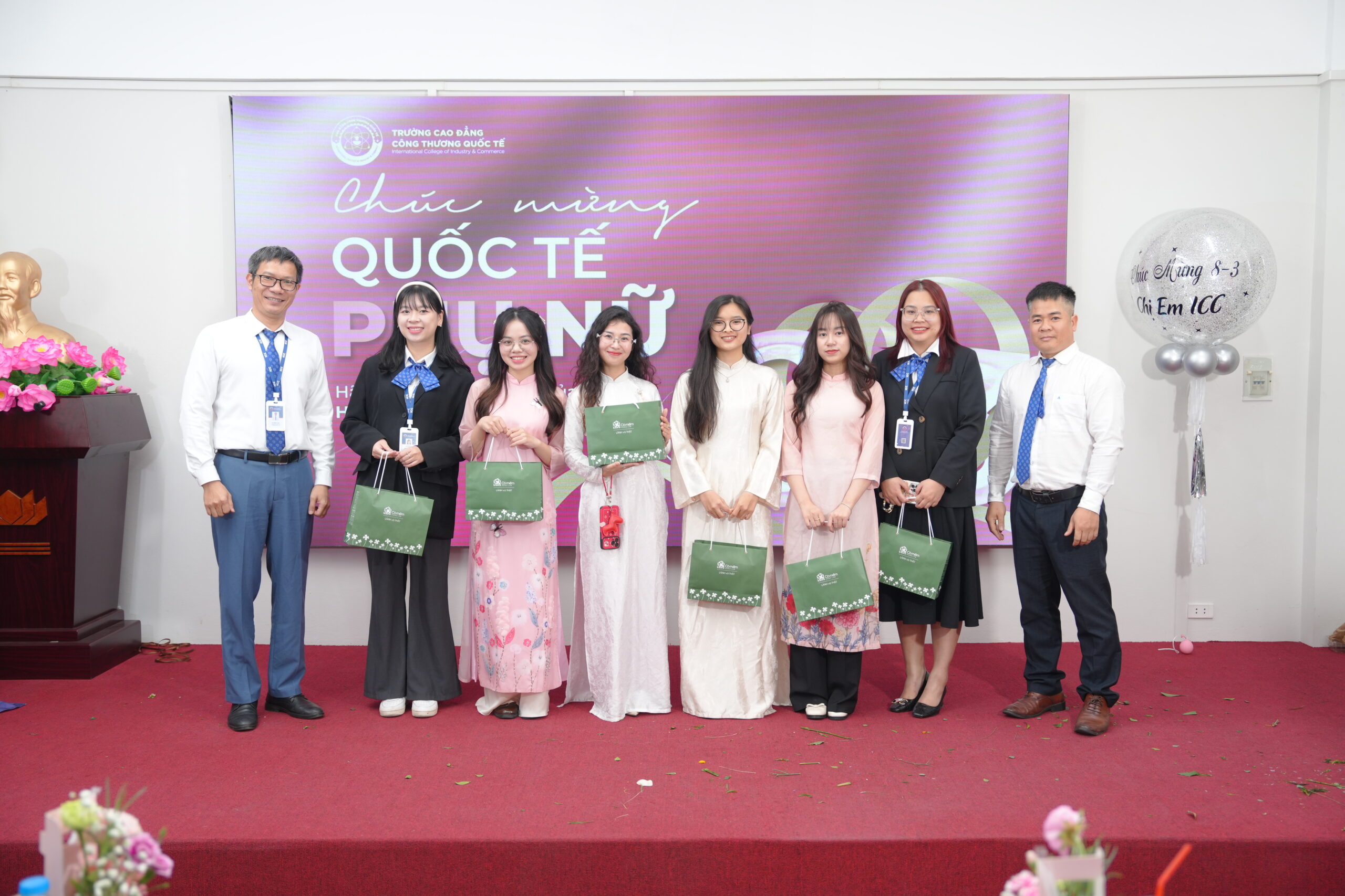 Thông qua chương trình này, ICC mong muốn lan tỏa thông điệp về sự trân trọng, yêu thương và tôn vinh phụ nữ Thông qua chương trình này, ICC mong muốn lan tỏa thông điệp về sự trân trọng, yêu thương và tôn vinh phụ nữ