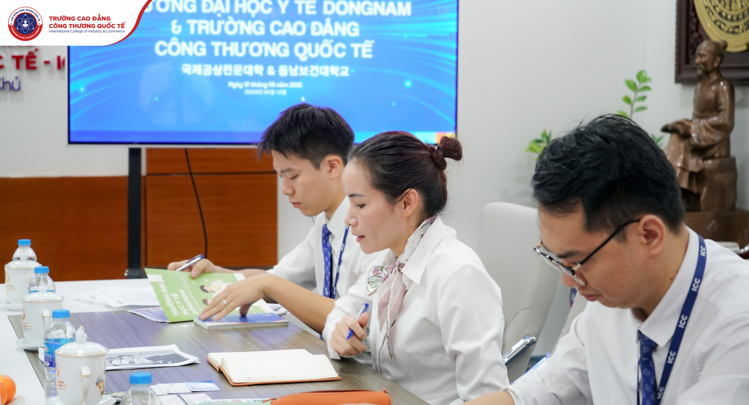 Đại diện trường Cao đẳng Công thương Quốc tế - ICC tại buổi làm việc  